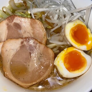 手作りスープのねぎ焦がし野菜ラーメン